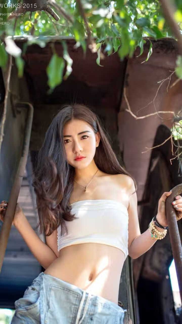 开云体育娱乐app安全-西甲：皇马客场逆转巴萨，榜首之争引发轩然大波，西超杯皇马vs巴萨