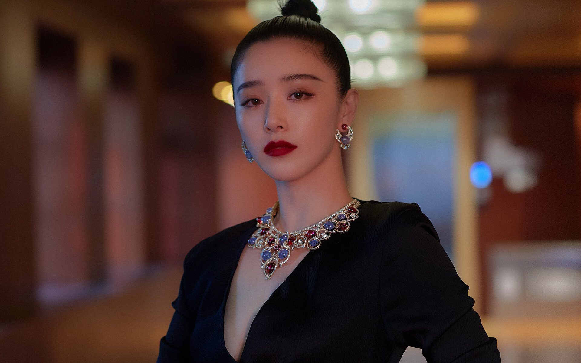 部落冲突王者之战激烈开启，策略布局比拼智慧，部落冲突王重要吗