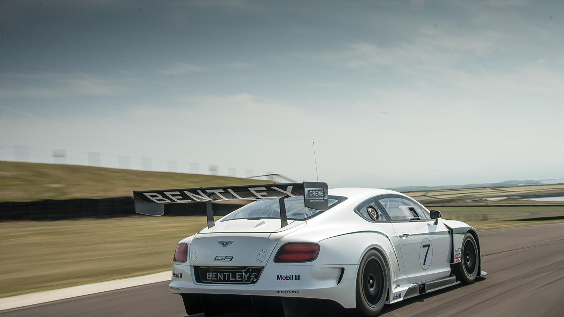 开云网页版-青少年“健康运动CARE”公益项目在上海持续推进，关注青少年健康成长