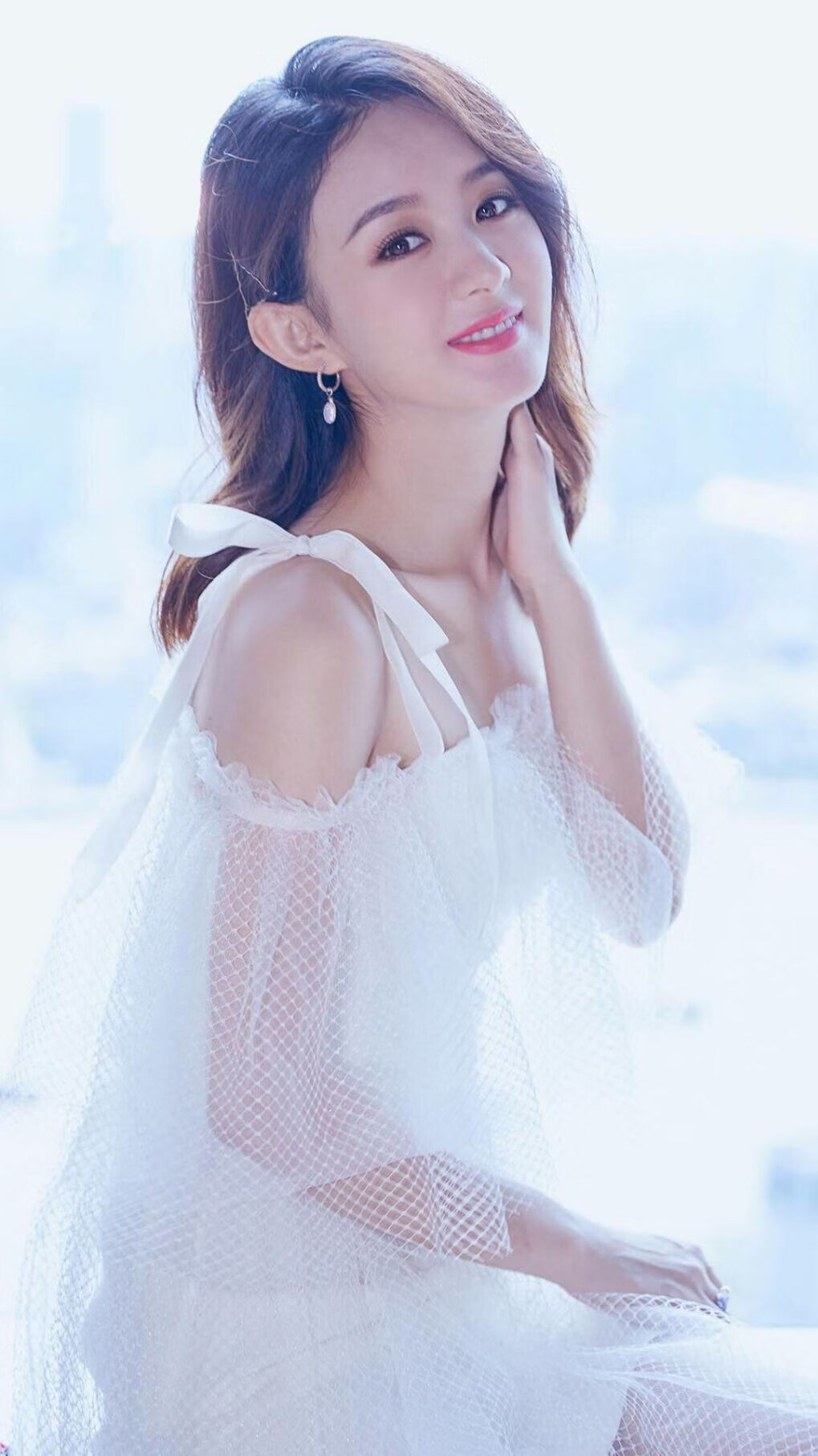 西甲裁判使用语境不一致检测工具减少临场交流失误，西乙裁判